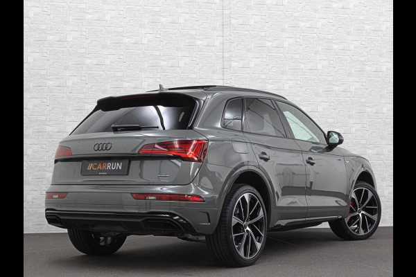 Audi Q5 55 367pk Competition RS Leder | ACC | Panorama | Lane Assist | 21" | Sfeerverlichting | Camera | Carplay | Stuurwielverwarming | Black Optic | Draadloos laden | Sportstoelen | 91000,= Nw.Pr. | 10-2024 | 23dkm! | Fabr. Garantie.