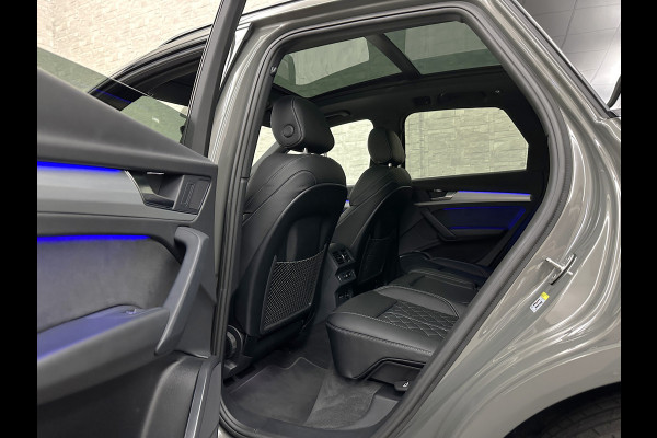 Audi Q5 55 367pk Competition RS Leder | ACC | Panorama | Lane Assist | 21" | Sfeerverlichting | Camera | Carplay | Stuurwielverwarming | Black Optic | Draadloos laden | Sportstoelen | 91000,= Nw.Pr. | 10-2024 | 23dkm! | Fabr. Garantie.