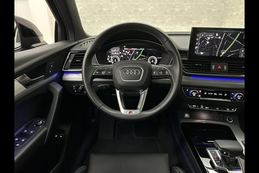 Audi Q5 55 367pk Competition RS Leder | ACC | Panorama | Lane Assist | 21" | Sfeerverlichting | Camera | Carplay | Stuurwielverwarming | Black Optic | Draadloos laden | Sportstoelen | 91000,= Nw.Pr. | 10-2024 | 23dkm! | Fabr. Garantie.