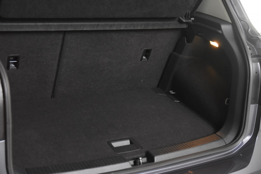 Volkswagen T-Cross 1.0 TSI Life Edition *1ste Eigenaar*Navigatie*Camera*Carplay*