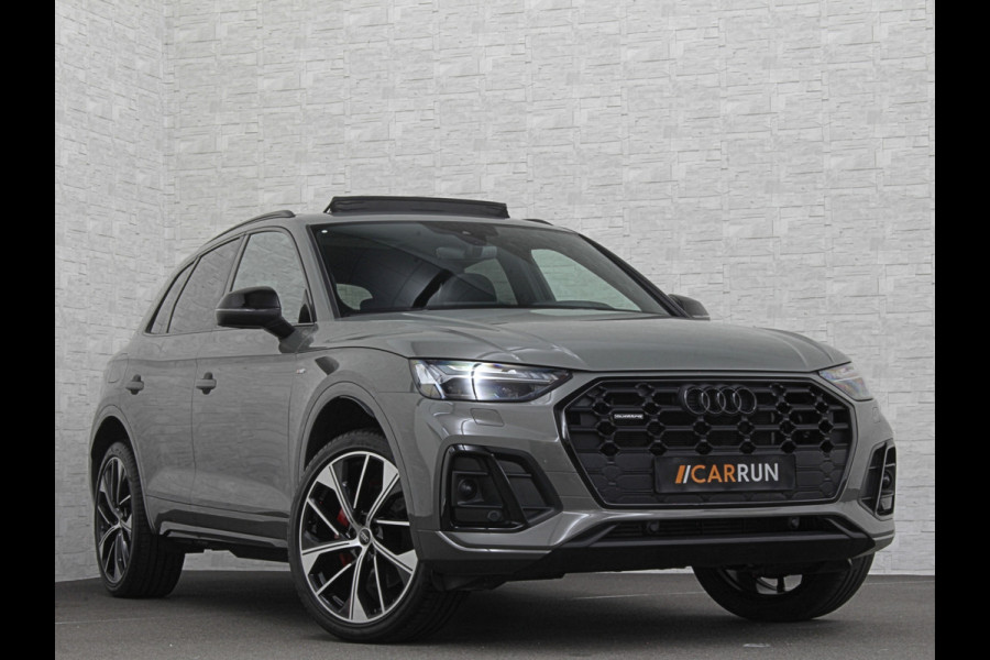 Audi Q5 55 367pk Competition RS Leder | ACC | Panorama | Lane Assist | 21" | Sfeerverlichting | Camera | Carplay | Stuurwielverwarming | Black Optic | Draadloos laden | Sportstoelen | 91000,= Nw.Pr. | 10-2024 | 23dkm! | Fabr. Garantie.