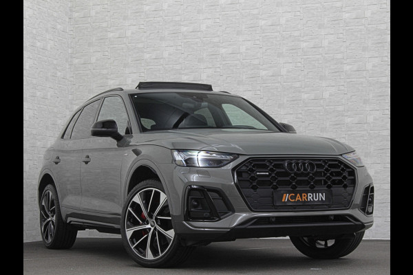 Audi Q5 55 367pk Competition RS Leder | ACC | Panorama | Lane Assist | 21" | Sfeerverlichting | Camera | Carplay | Stuurwielverwarming | Black Optic | Draadloos laden | Sportstoelen | 91000,= Nw.Pr. | 10-2024 | 23dkm! | Fabr. Garantie.