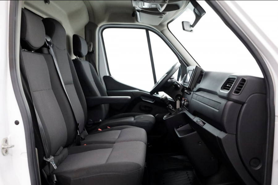 Renault Master T35 2.3 dCi 135pk L1H2 Comfort Airco/Camera/Carplay 01-2022