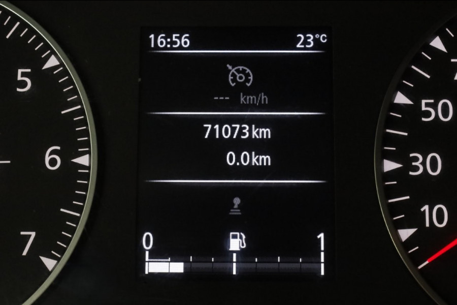 Renault Master T35 2.3 dCi 135pk L1H2 Comfort Airco/Camera/Carplay 01-2022
