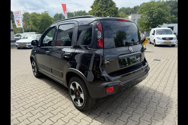 Fiat Panda 1.0 Hybrid Cross