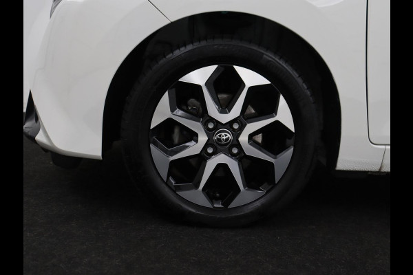 Toyota Aygo 1.0 VVT-i x-joy | Carplay | Camera | Cruise control | Climate control | Bluetooth | DAB