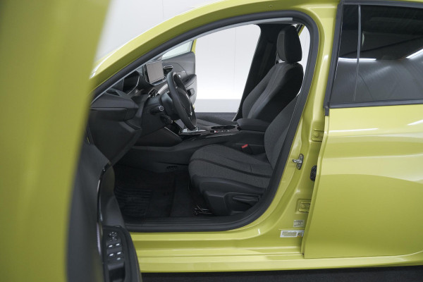 Peugeot e-208 EV Allure 50 kWh | 97,3% SOH | 11 KW Laadfunctie | Adaptieve Cruise Control |  Parkeersensoren | Apple Carplay