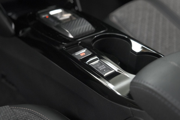 Peugeot e-208 EV Allure 50 kWh | 97,3% SOH | 11 KW Laadfunctie | Adaptieve Cruise Control |  Parkeersensoren | Apple Carplay