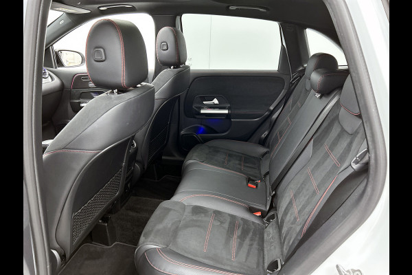 Mercedes-Benz B-Klasse 250 e AMG Plug-In Hybride AMG Line | Panoramadak | Multispaaks velgen | Memory Pakket | Trekhaak Inclusief 24 maanden MB Certified garantie voor Europa.