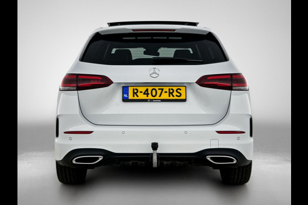 Mercedes-Benz B-Klasse 250 e AMG Plug-In Hybride AMG Line | Panoramadak | Multispaaks velgen | Memory Pakket | Trekhaak Inclusief 24 maanden MB Certified garantie voor Europa.