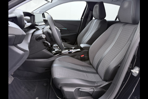 Peugeot e-208 EV Allure Pack 50kWh SOH 89% Stoelverwarming 3D-Navi 360°Camera Apple Carplay Android Auto Keyless Lmv Privacy Glas Led Bluetooth Isofix DAB+ Rijstrooksensor