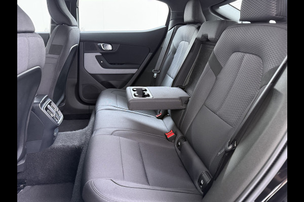 Polestar 2 Long Range Single Motor 78kWh SOH 91,8% Navi Elek.Stoelen+Verwarmd+Memory Elek.Achterklep Camera Apple Carplay Android Auto Pdc Keyless Lmv Led Isofix Cruise Control DAB Rijstrooksensor WiFi Uitwijk assistent 1e Eigenaar Origineel Nederlandse Auto
