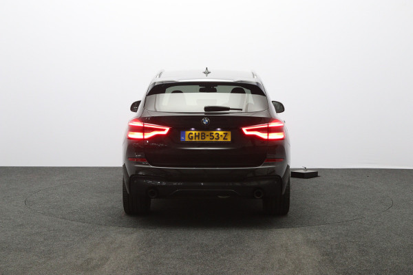 BMW X3 xDrive30e 293 PK High Executive M-Sport PHEV, Leder-Alcantara, Trekhaak, Adap. Cruise Control