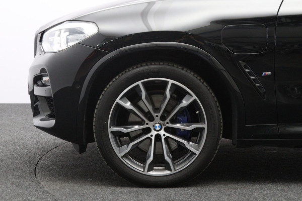 BMW X3 xDrive30e 293 PK High Executive M-Sport PHEV, Leder-Alcantara, Trekhaak, Adap. Cruise Control