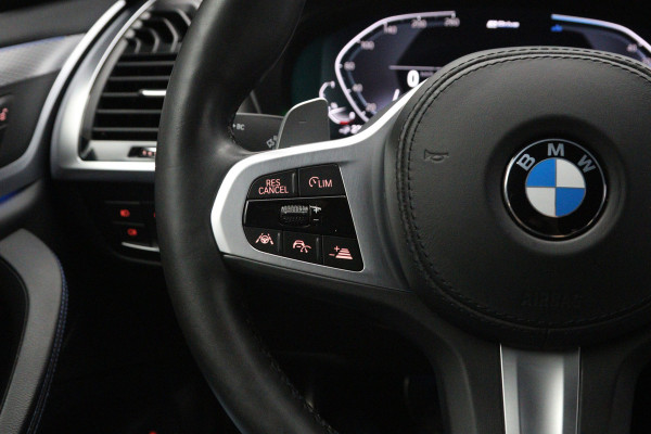 BMW X3 xDrive30e 293 PK High Executive M-Sport PHEV, Leder-Alcantara, Trekhaak, Adap. Cruise Control