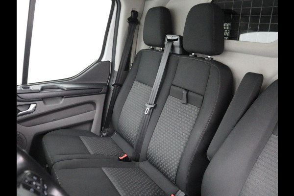 Ford Transit Custom 340 2.0 TDCI L1H2 Trend | 3 zitplaatsen | Stoelverwarming | Voorruitverwarming | Camera | PDC voor/ achter | Full LED |