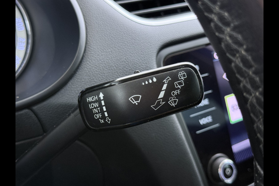 Škoda Octavia 1.0TSI 116PK Stoelverwarming Trekhaak Apple Carplay Android Auto Navi Ecc Cruise Control Pdc Lmv 17" Led WLAN Bluetooth Isofix Dealeronderhouden 1.300KG Trekgewicht 1e Eigenaar Origineel Nederlandse Auto