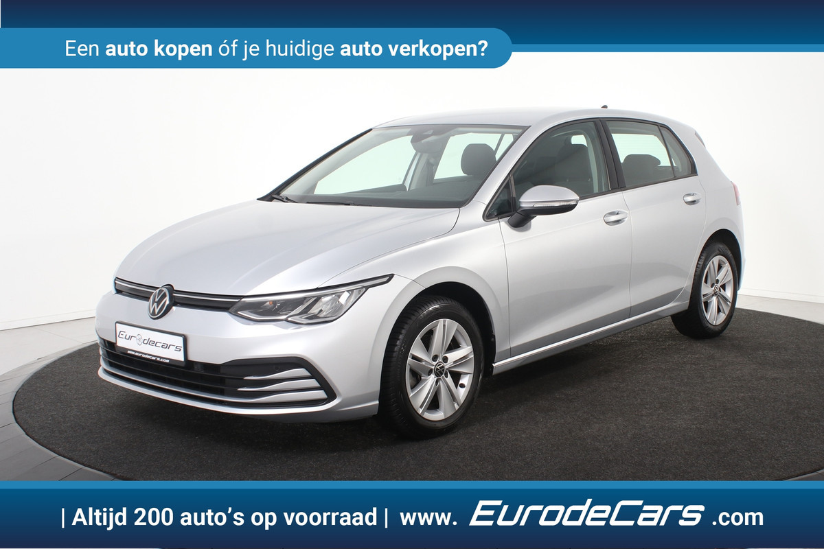 Volkswagen Golf 1.0 eTSI Life Business *1ste Eigenaar*Navigatie*Ambiente*Camera*