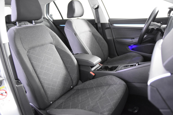 Volkswagen Golf 1.0 eTSI Life Business *1ste Eigenaar*Navigatie*Ambiente*Camera*