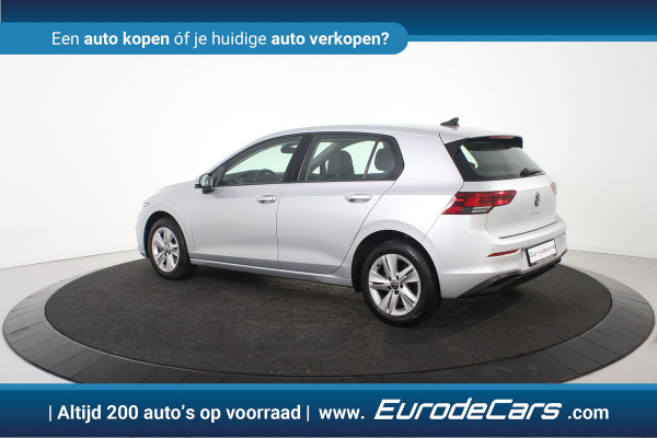 Volkswagen Golf 1.0 eTSI Life Business *1ste Eigenaar*Navigatie*Ambiente*Camera*