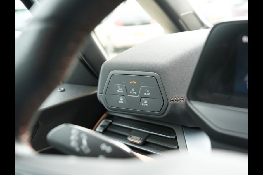 CUPRA Born Adrenaline One 62 kWh SOH91% | Stoel&Stuurverwarming | Apple Carplay | Draadloze telefoonoplader |