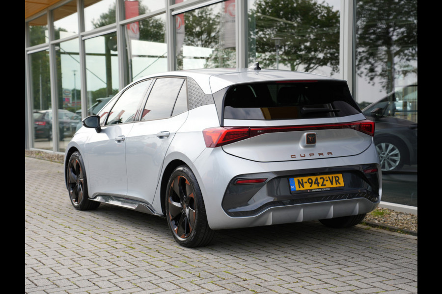 CUPRA Born Adrenaline One 62 kWh SOH91% | Stoel&Stuurverwarming | Apple Carplay | Draadloze telefoonoplader |
