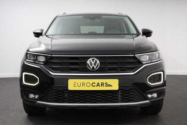 Volkswagen T-Roc 1.5 TSI 150pk DSG Style Navigatie Apple Carplay Android Auto Camera Parkeersensoren Adaptive Cruise Control Stoelverwarming Climate Control Lichtmetalen velgen