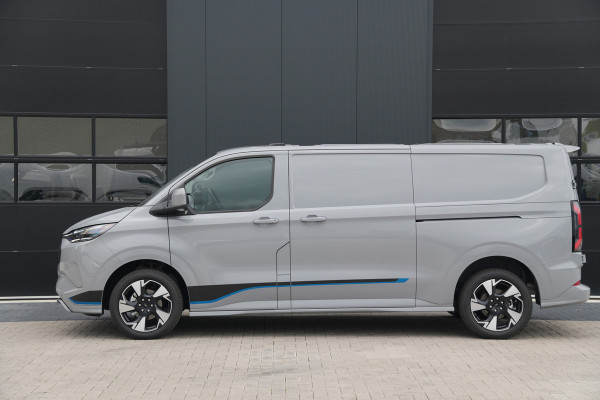 Ford E-Transit Custom 340 L2H1 Sport 71 kWh 218pk - 2x Schuif - ACC - B&O - Navi - Stoel/Stuurverwarming - 360 Camera - Blindspot - Rijklaar