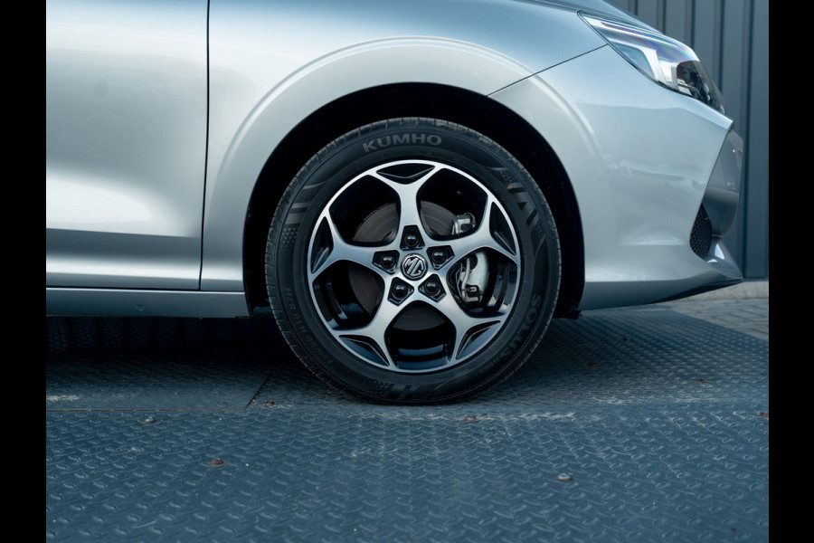 MG MG3 Hybrid+ 1.5 Hybrid+ Luxury | 360 Camera | Led Koplampen | Stuur & Stoel verw. | Prijs Rijklaar!!