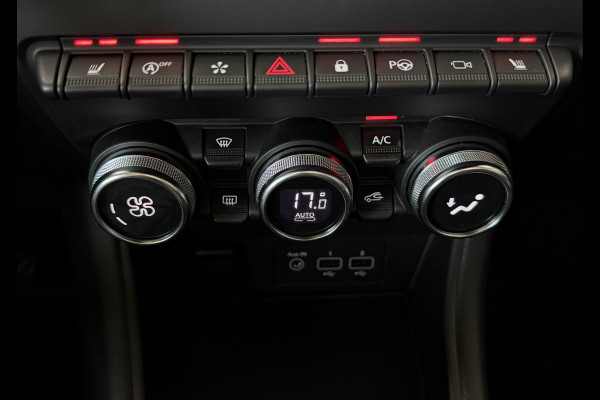 Renault Captur 1.3 TCe 155 Edition One | Groot Navi | Pano | Bose | 360 | Stoel & Stuur verwarming | 18" | 100% Dealer onderhouden!