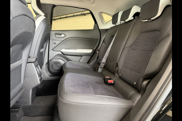 Renault Captur 1.3 TCe 155 Edition One | Groot Navi | Pano | Bose | 360 | Stoel & Stuur verwarming | 18" | 100% Dealer onderhouden!