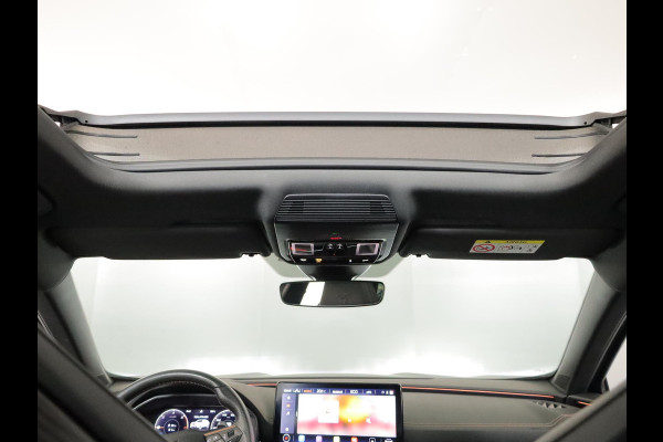 CUPRA Formentor 1.4 e-Hybrid VZ Copper Edition 245 pk | Schaalstoelen | SOH 93%| Panoramadak | Parkeersensoren (Park assist) | Achteruitrijcamera | Lederen bekleding | Stoelverwarming |
