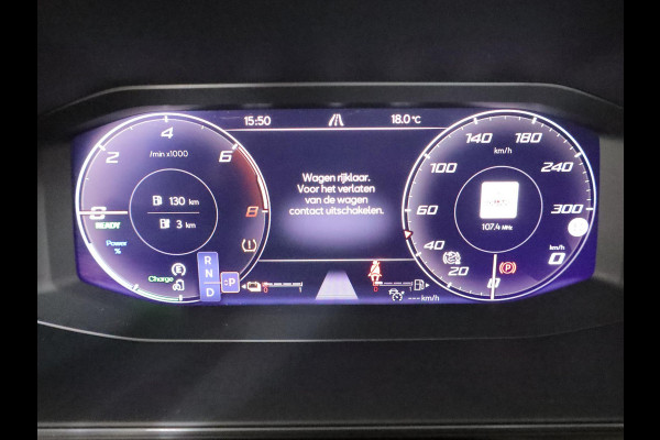CUPRA Formentor 1.4 e-Hybrid VZ Copper Edition 245 pk | Schaalstoelen | SOH 93%| Panoramadak | Parkeersensoren (Park assist) | Achteruitrijcamera | Lederen bekleding | Stoelverwarming |
