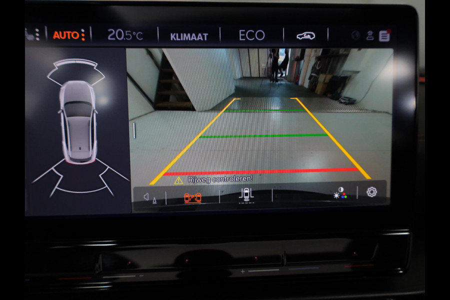 CUPRA Formentor 1.4 e-Hybrid VZ Copper Edition 245 pk | Schaalstoelen | SOH 93%| Panoramadak | Parkeersensoren (Park assist) | Achteruitrijcamera | Lederen bekleding | Stoelverwarming |