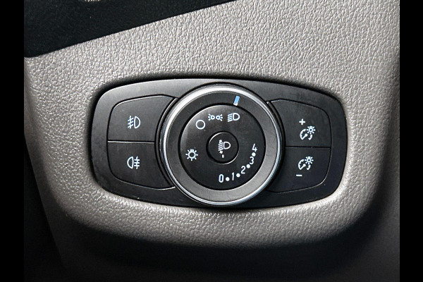 Ford Transit Connect 1.5 EcoBlue L2 Trend Navigatie Airco DAB+ Parkeersensoren Camera Bluetooth LM Velgen Apple Carplay Android auto 3Zits