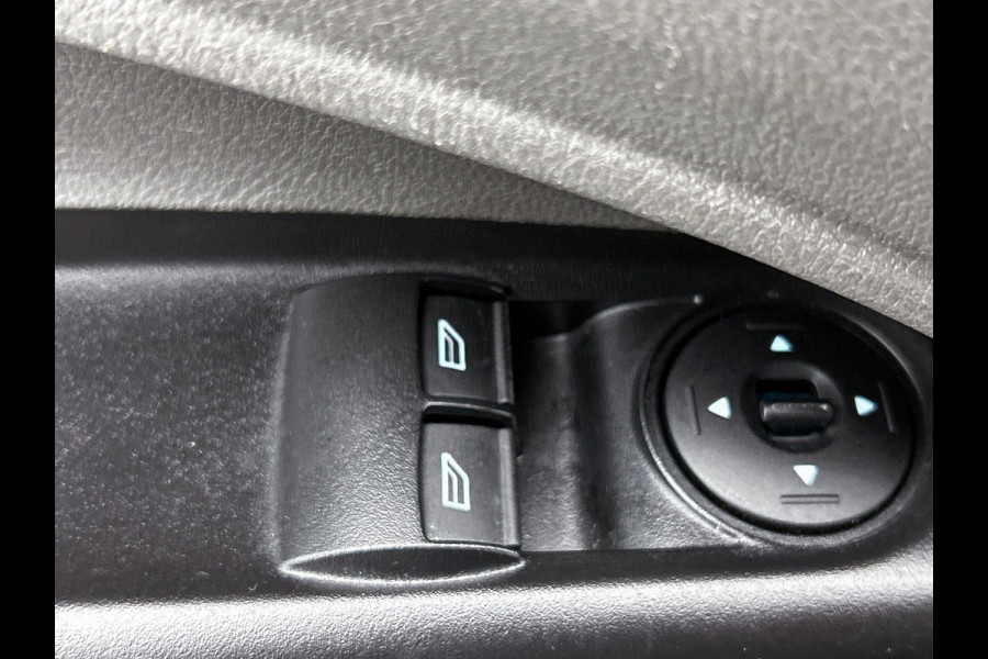 Ford Transit Connect 1.5 EcoBlue L2 Trend Navigatie Airco DAB+ Parkeersensoren Camera Bluetooth LM Velgen Apple Carplay Android auto 3Zits