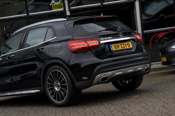 Mercedes-Benz GLA 180 Business Solution AMG Pano Keyless Camera