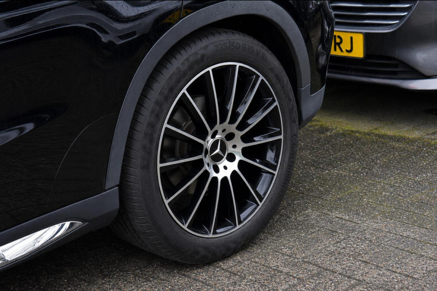 Mercedes-Benz GLA 180 Business Solution AMG Pano Keyless Camera