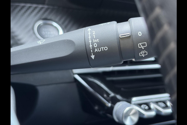 Peugeot 208 1.2 PureTech Allure Carplay,Camera,6 Bak,Stoelverw-Koeling,D-riem vv in 2025,Pdc,Clima,Cruise,Lm velgen,N.A.P,Rijstrooksensor,Nieuwe Apk bij Aflevering