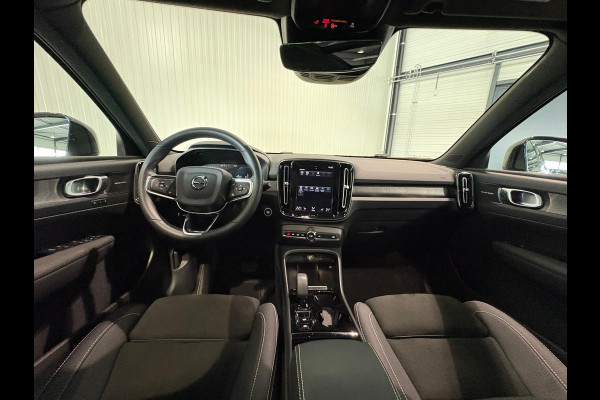 Volvo XC40 T4 Aut. Plug-in Hybrid Ultimate Dark ACC Stoelverwarming Parkeercamera 211pk