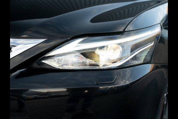 Lexus CT 200h Business Line Pro | Camera | Stoelverwarming | Leder | Bi-Tone | Keyless | Prijs Rijklaar!!