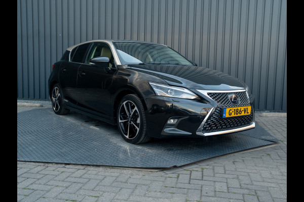 Lexus CT 200h Business Line Pro | Camera | Stoelverwarming | Leder | Bi-Tone | Keyless | Prijs Rijklaar!!