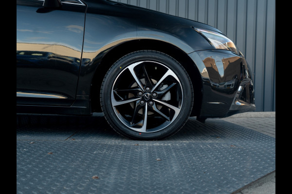 Lexus CT 200h Business Line Pro | Camera | Stoelverwarming | Leder | Bi-Tone | Keyless | Prijs Rijklaar!!