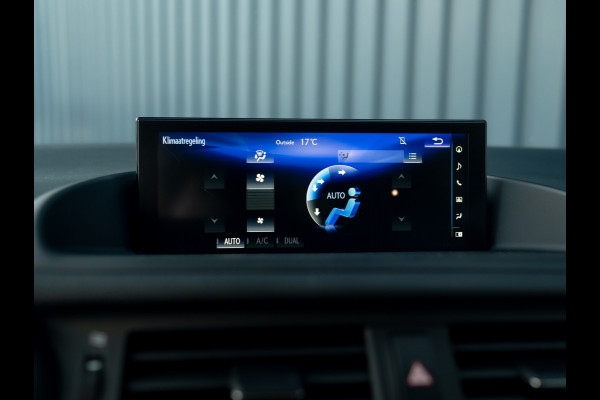 Lexus CT 200h Business Line Pro | Camera | Stoelverwarming | Leder | Bi-Tone | Keyless | Prijs Rijklaar!!