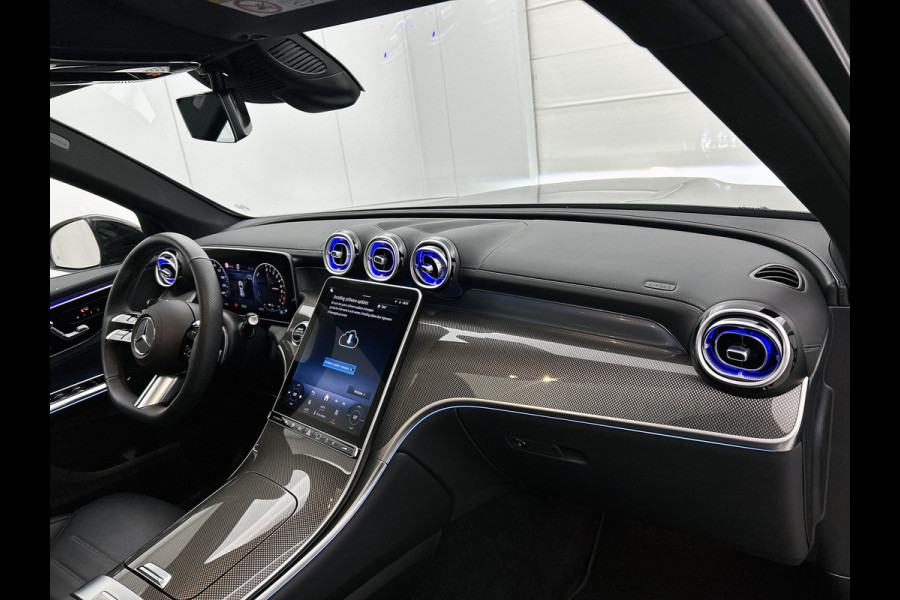 Mercedes-Benz GLC 400 e 4MATIC AMG Plug-In Hybride aprt-26 Panorama dak | 5 spaaks lichtmetalen velgen | Trekhaak | Treeplanken | Parking support | Inclusief 24 maanden MB Certified garantie voor Europa.