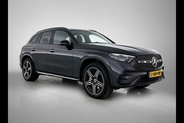 Mercedes-Benz GLC 400 e 4MATIC AMG Plug-In Hybride aprt-26 Panorama dak | 5 spaaks lichtmetalen velgen | Trekhaak | Treeplanken | Parking support | Inclusief 24 maanden MB Certified garantie voor Europa.
