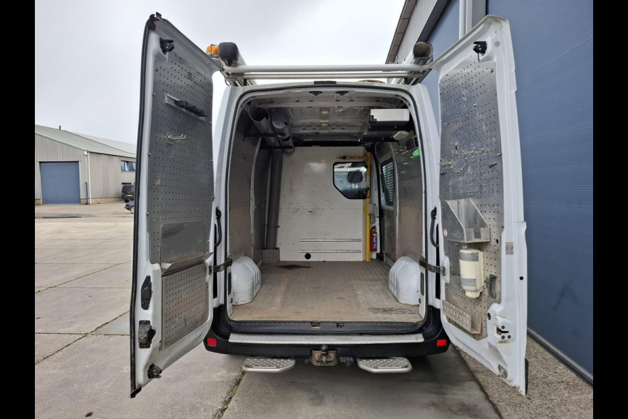 Renault Master T35 2.3 dCi L2H2 AIRCO / CRUISE CONTROLE / IMPERIAL / TREKHAAK / EURO 6