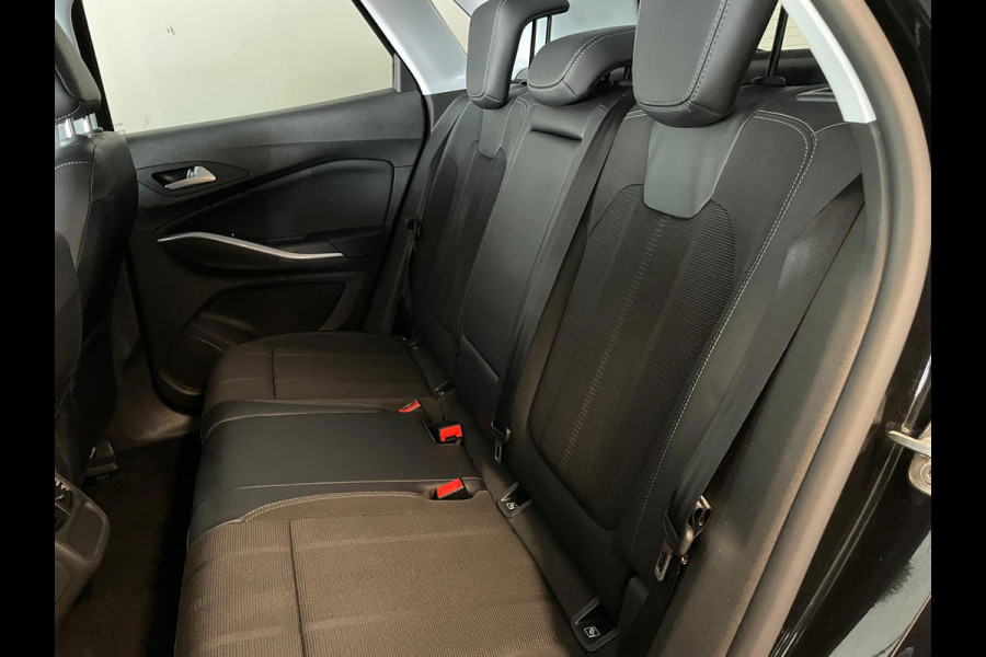 Opel Grandland 1.2 Turbo Edition AUTOMAAT AIRCO NAVI CRUISE BLUETOOTH STOELVERW STUURVERW VELGEN NIEUWSTAAT