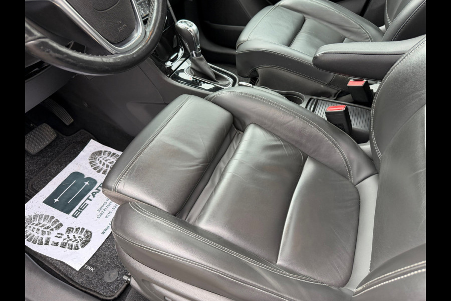 Opel Mokka X 1.4 Turbo Innovation 140 Pk | Navigatie | Voll Leder | Glazen schuif / Kantel dak | Clima | Cruise | trekhaak | 19".