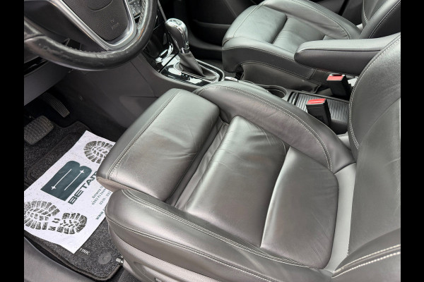 Opel Mokka X 1.4 Turbo Innovation 140 Pk | Navigatie | Voll Leder | Glazen schuif / Kantel dak | Clima | Cruise | trekhaak | 19".